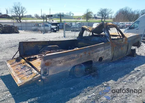 1986 Chevrolet K10 z USA, uszkodzony, nr VIN 1GCEK14H9GS191647